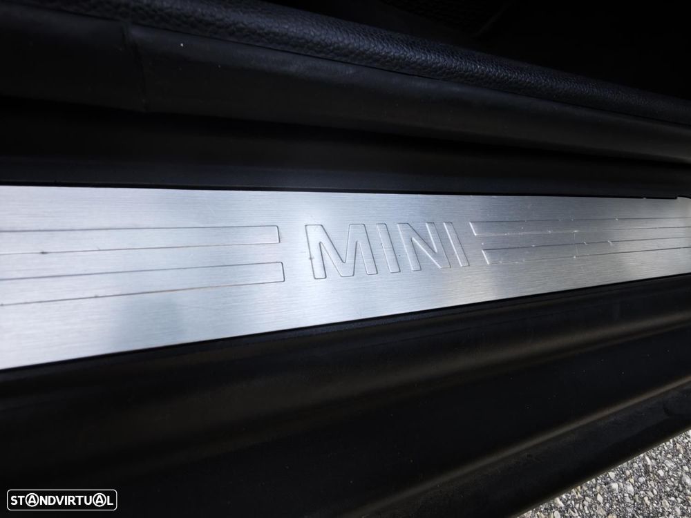 MINI 5 Portas Cooper D - 38