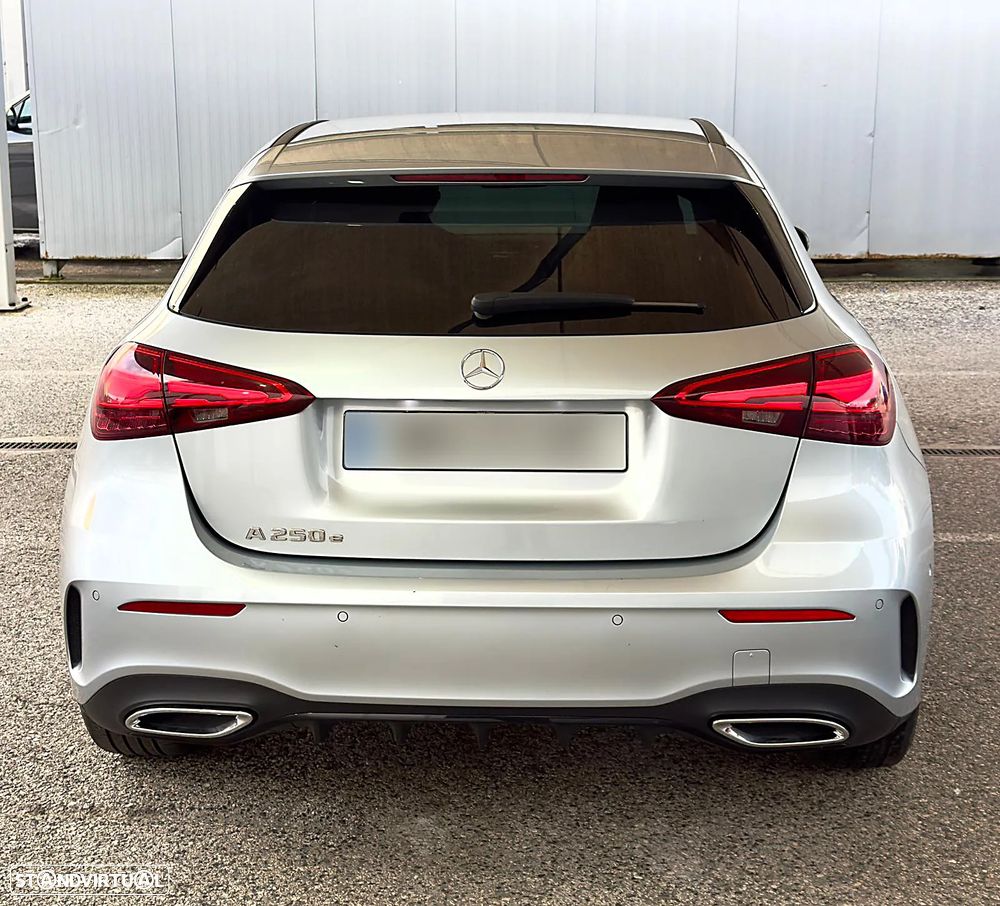 Mercedes-Benz A 250 e - 5