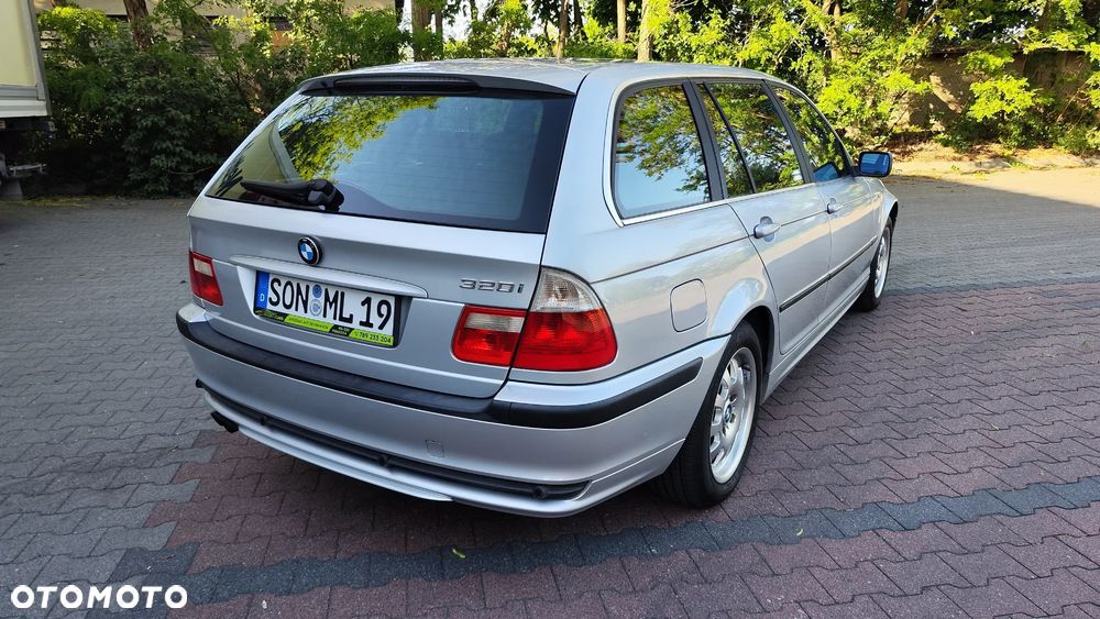 BMW Seria 3 320i Edition Lifestyle - 8