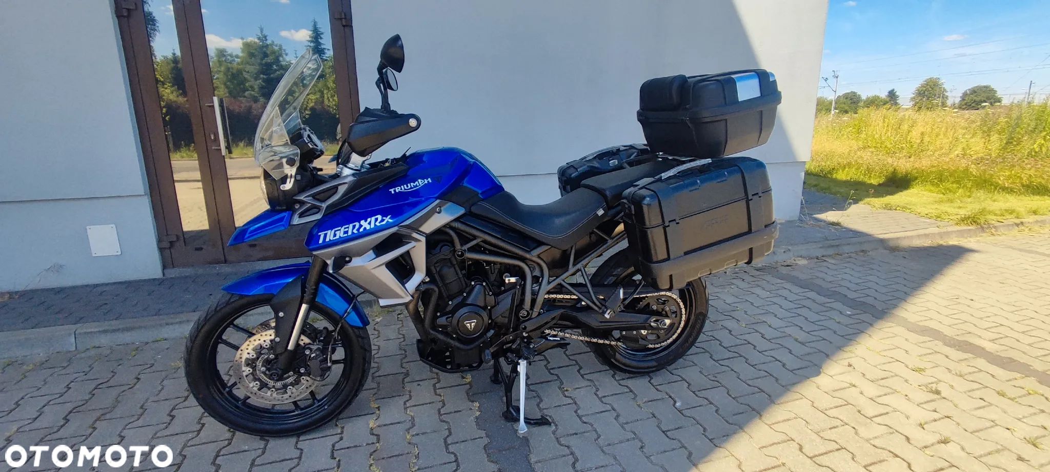 Triumph Tiger - 1