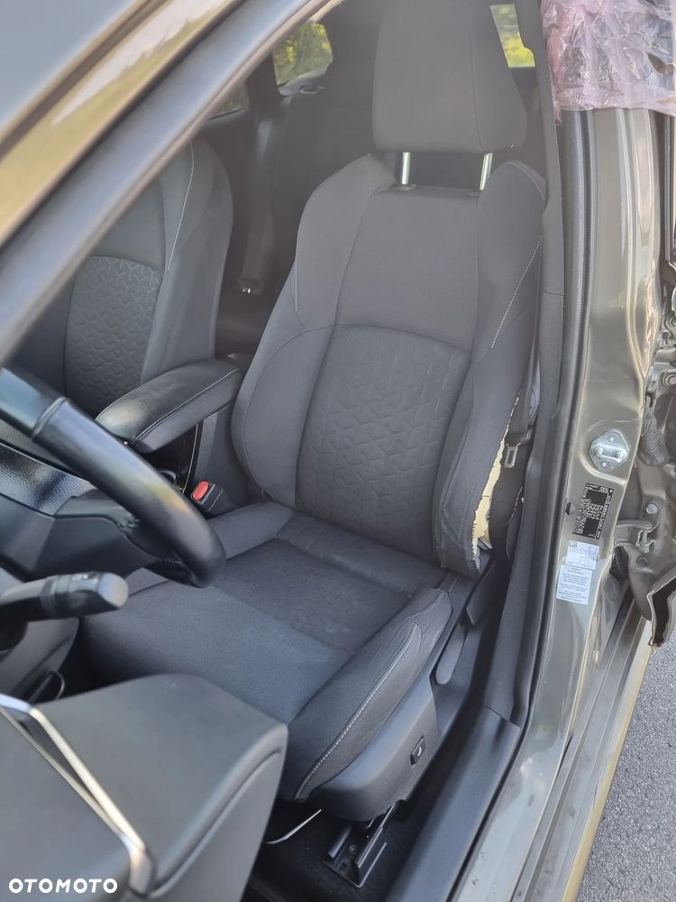 Toyota Corolla 1.8 Hybrid Executive - 13