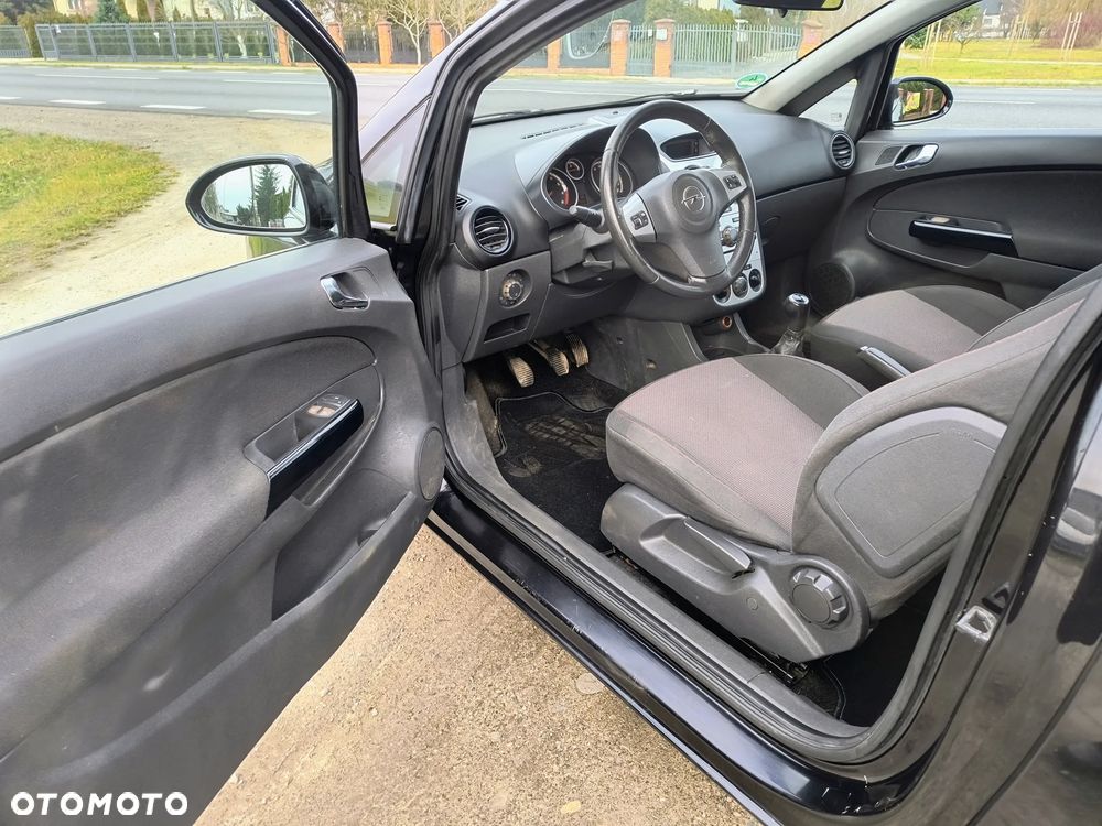 Opel Corsa 1.2 16V - 8