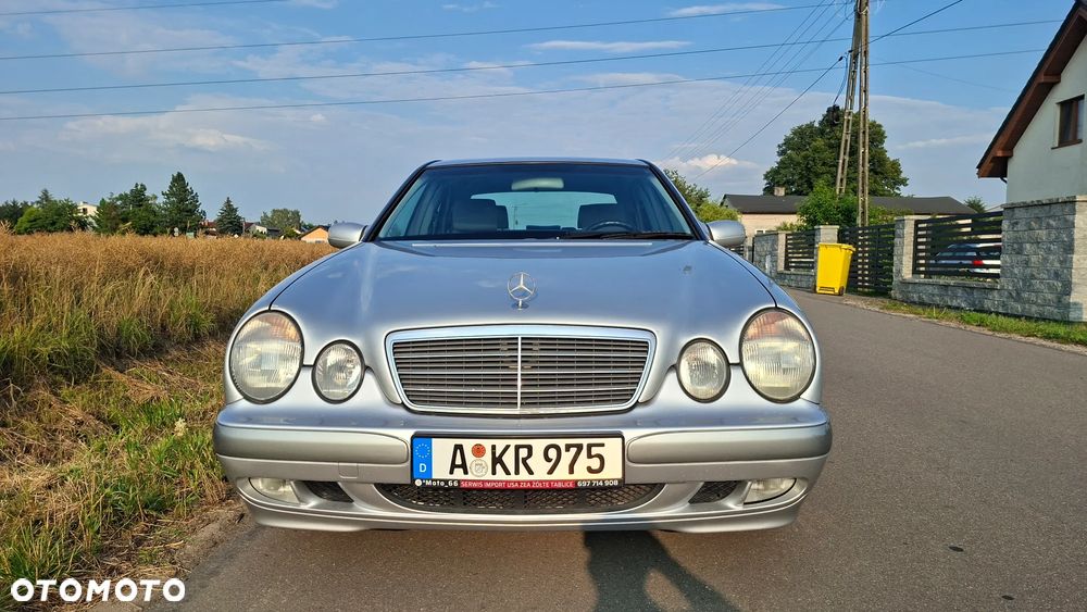 Mercedes-Benz Klasa E 220 CDI Classic - 18