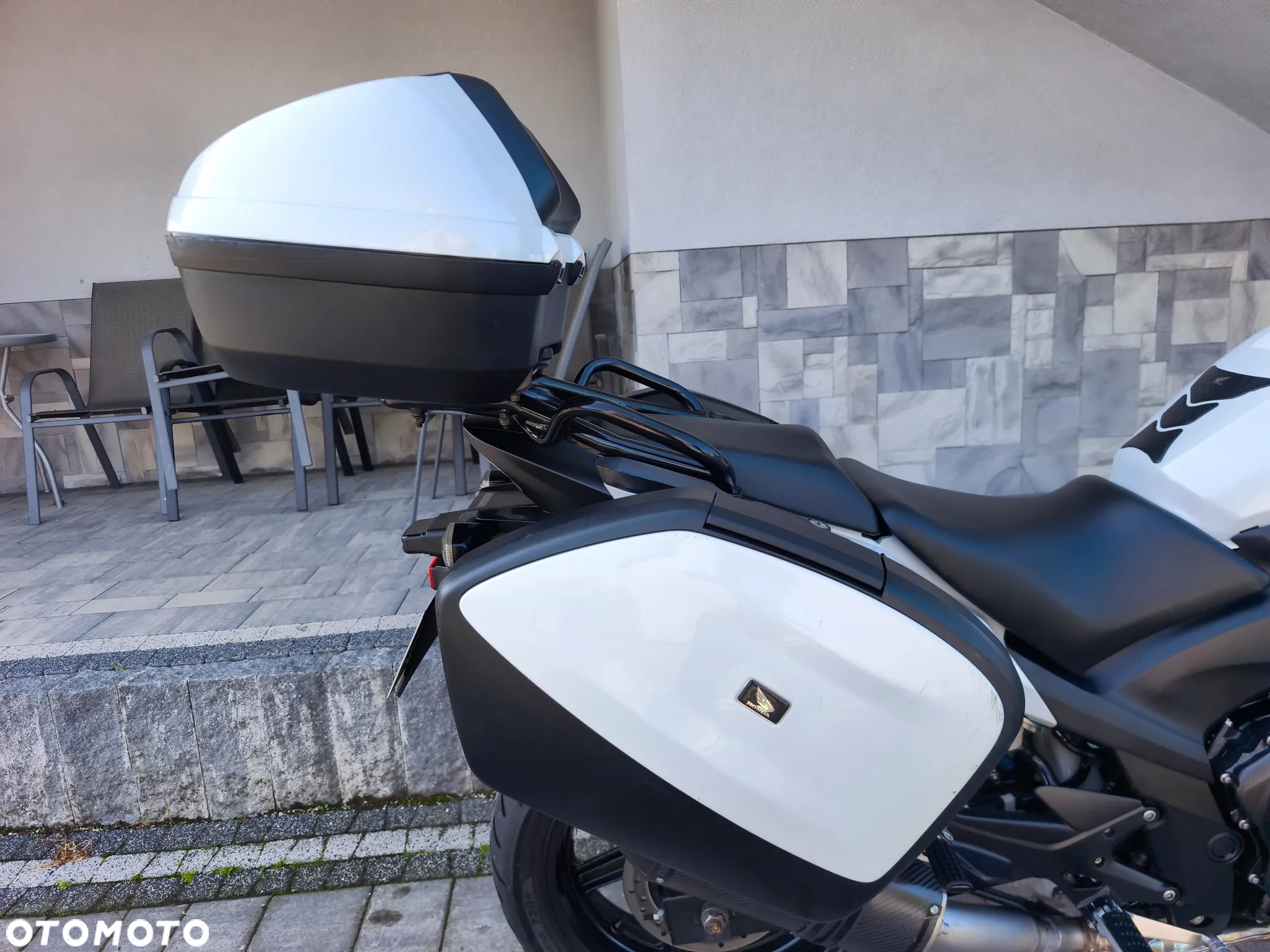 Honda CBF - 10