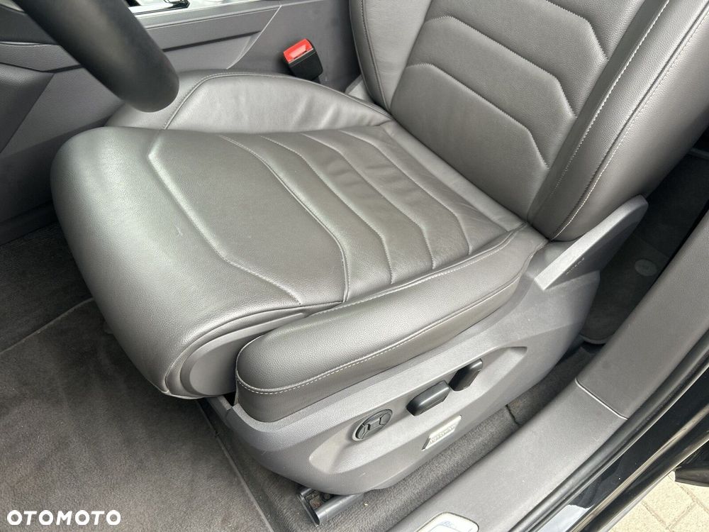 Volkswagen Touareg 3.0 V6 TDI SCR 4Mot Atmosphere - 13