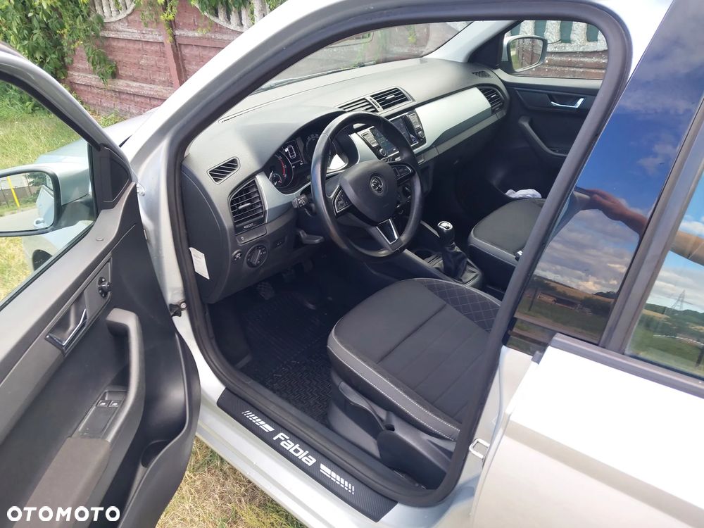 Skoda Fabia 1.0 Ambition - 11