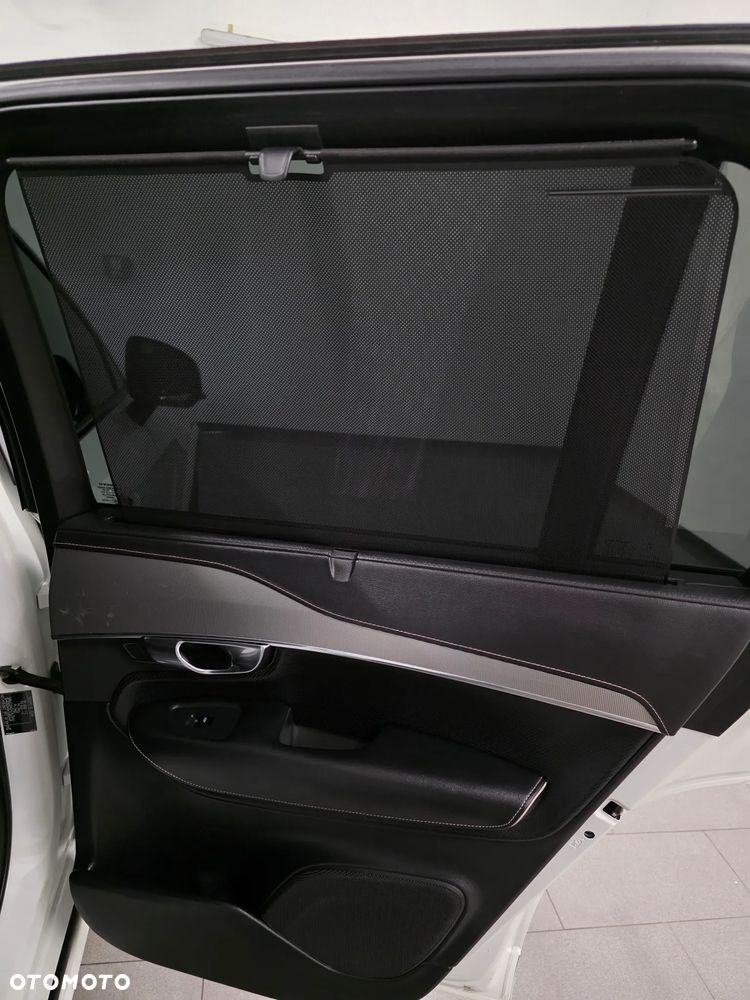 Volvo XC 90 B5 D AWD Geartronic RDesign - 26