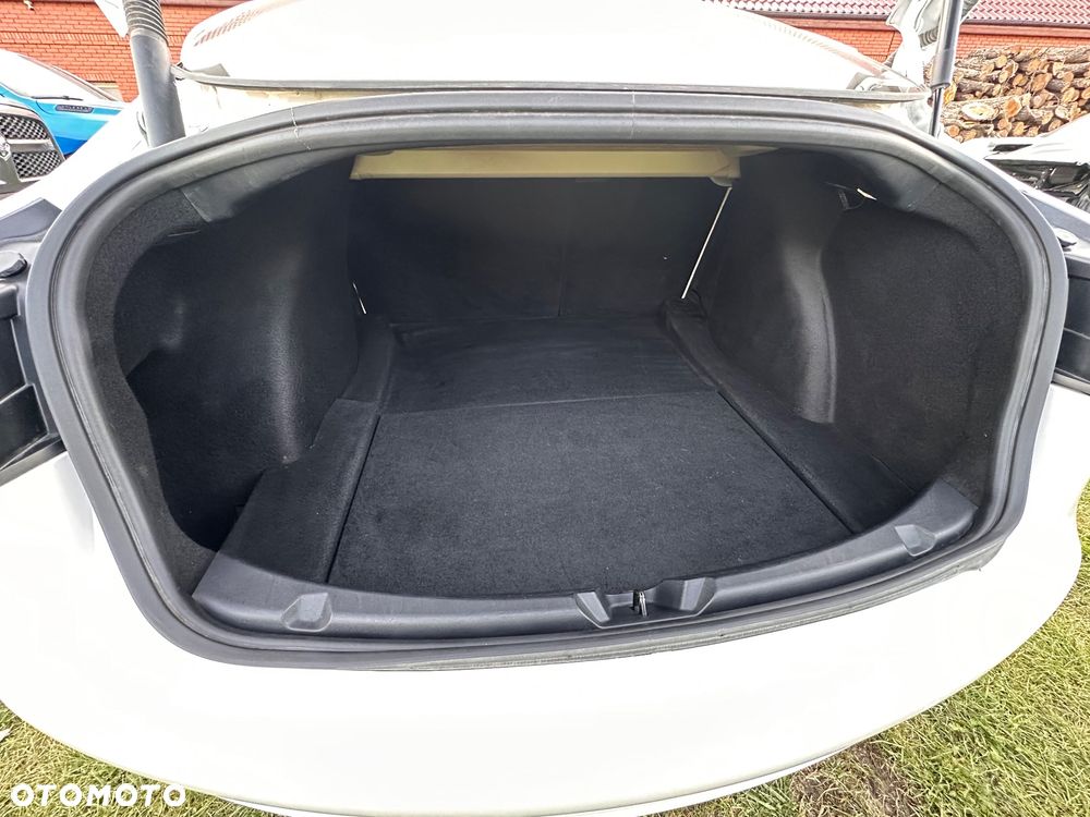 Tesla Model 3 Standard Reichweite Plus Hinterradantrieb - 13