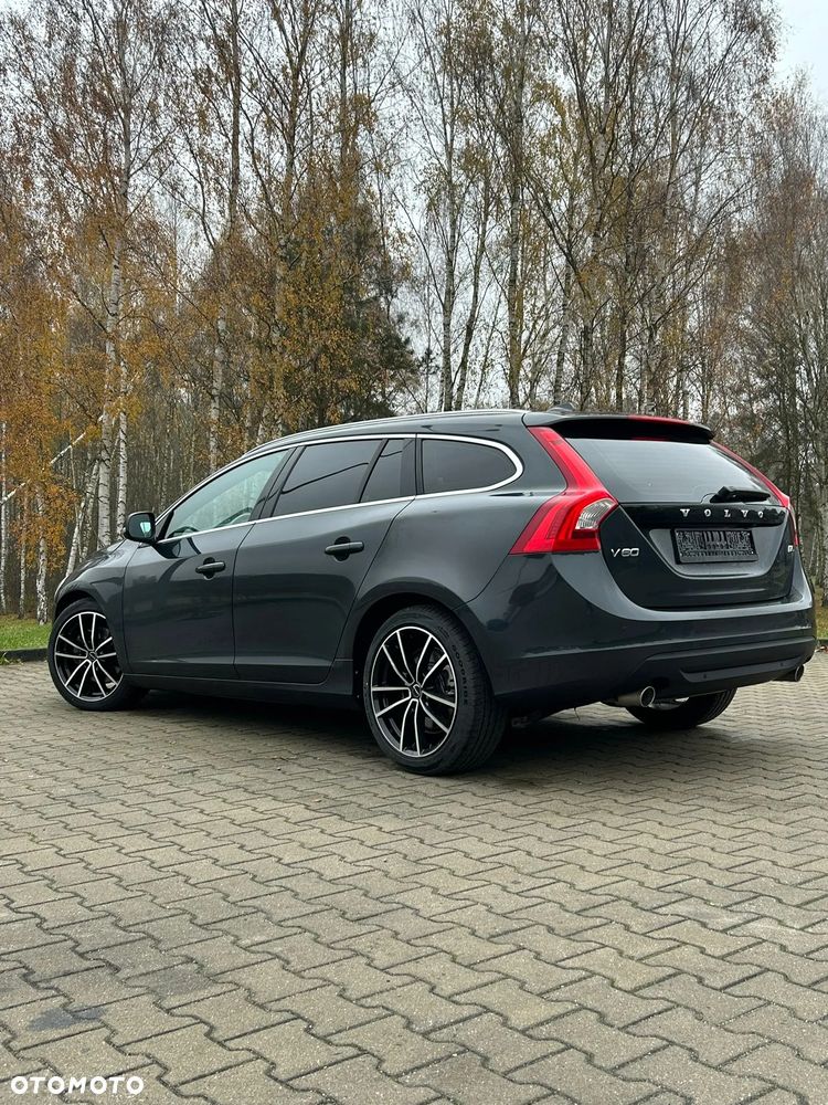 Volvo V60 - 10