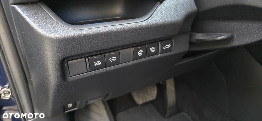 Suzuki Across PLUG-IN HYBRID - 16