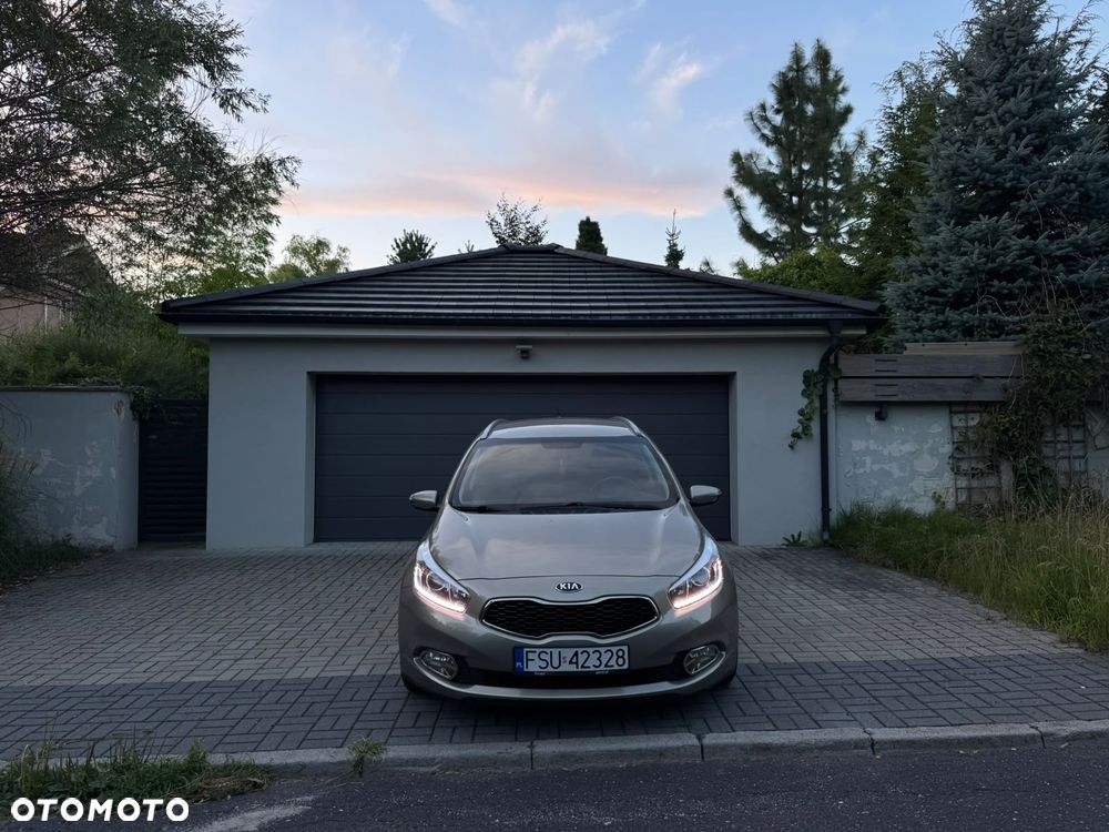 Kia Ceed - 6