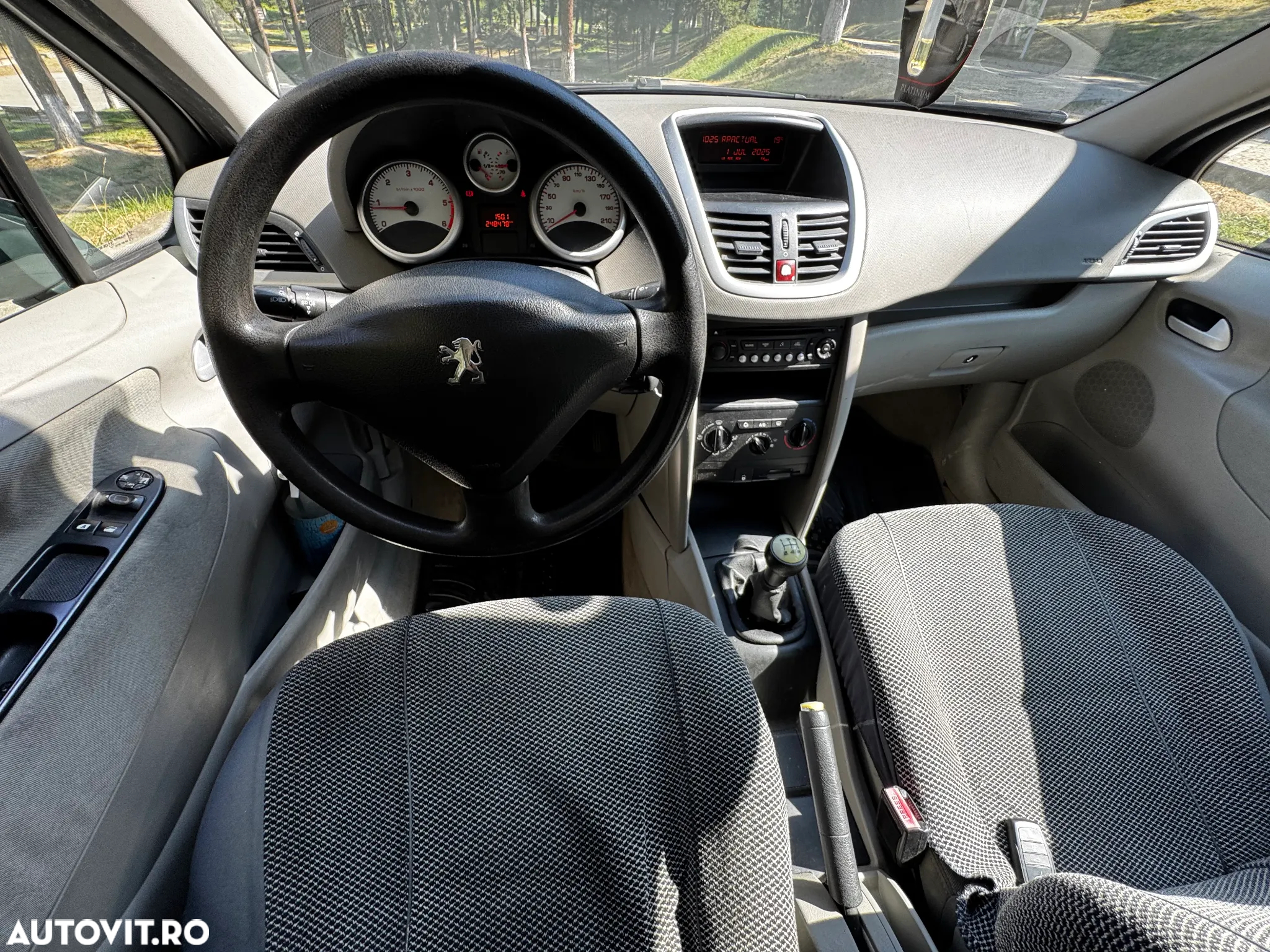 Peugeot 207 1.4HDI Urban - 7