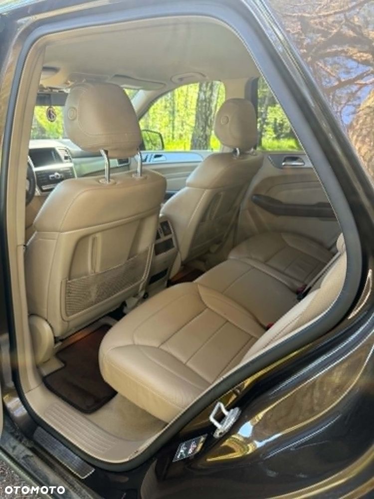 Mercedes-Benz ML - 6
