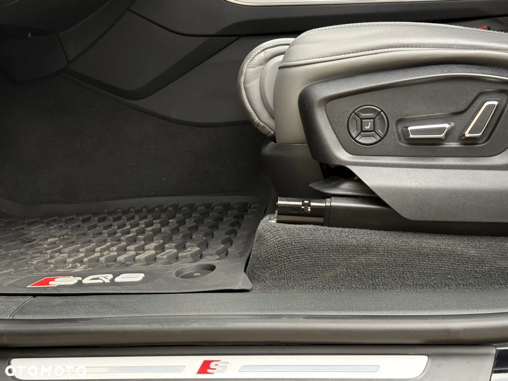 Audi SQ8 TDI mHEV Quattro Tiptronic - 23