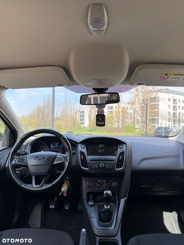 Ford Focus 1.0 EcoBoost Trend Edition Business - 8