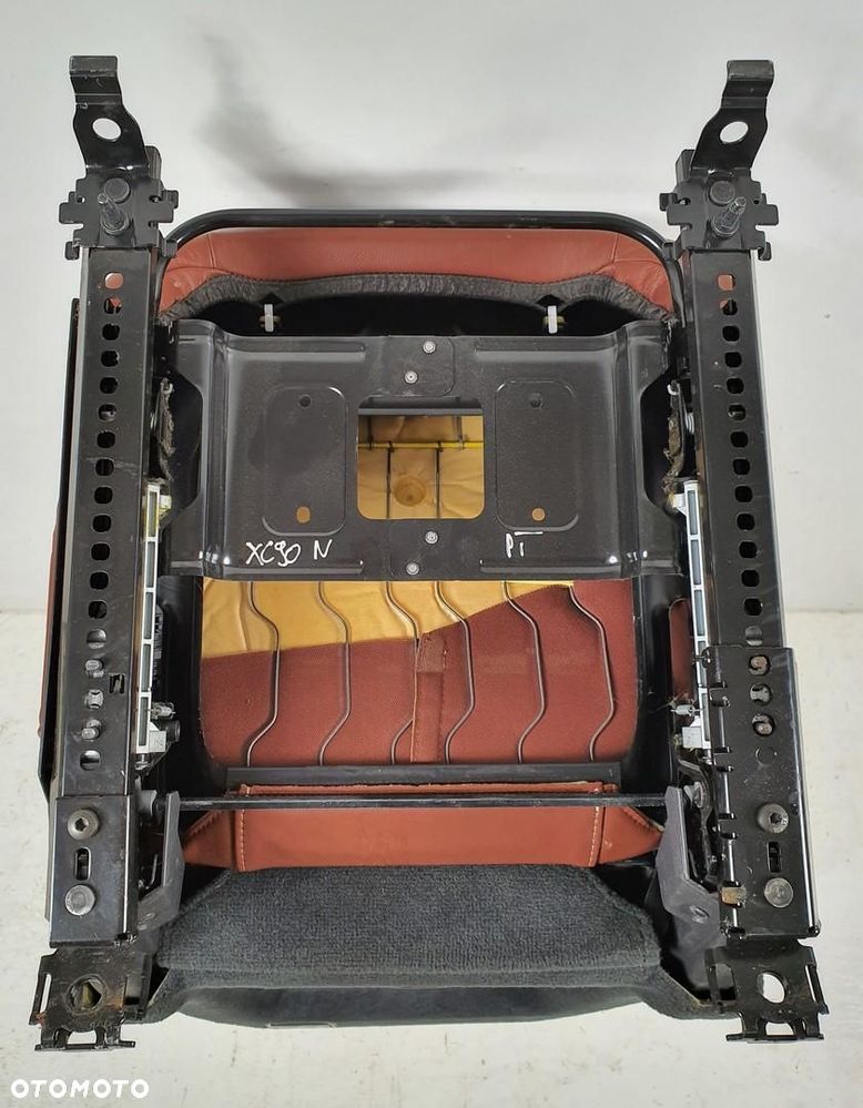 FOTEL PRAWY TYŁ TYLNY SKÓRA VOLVO XC90 - 7