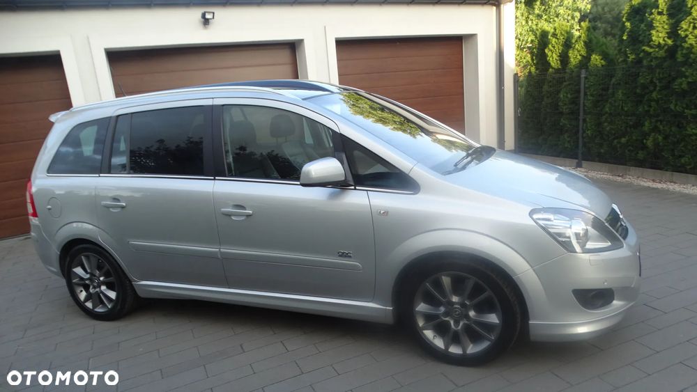 Opel Zafira 1.8 Cosmo - 5