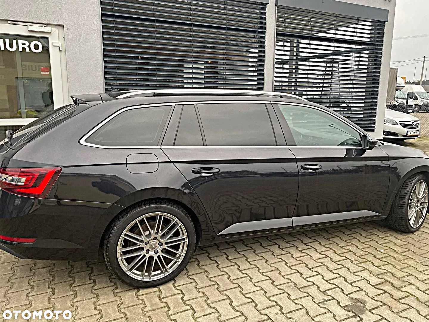 Skoda Superb 2.0 TDI SCR L&K DSG - 6