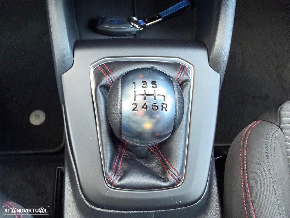 Ford Focus 1.0 EcoBoost MHEV ST-Line - 23