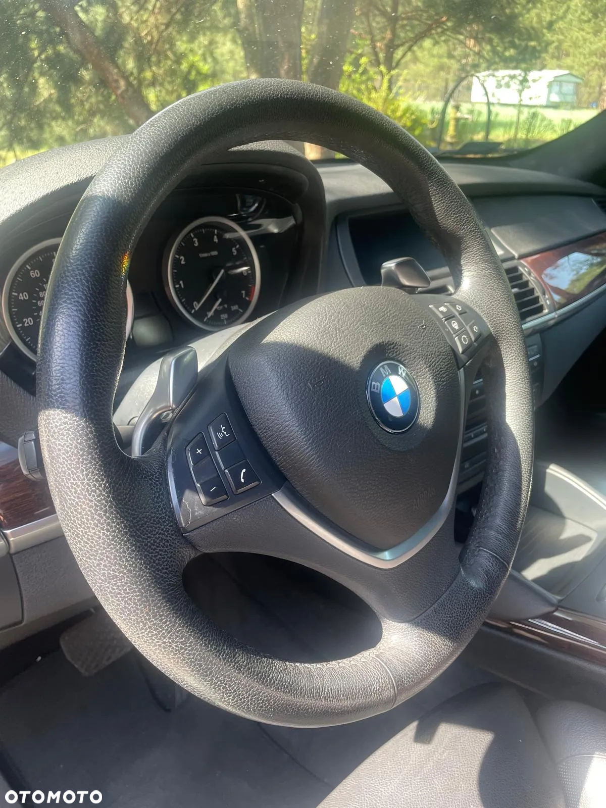 BMW X6 xDrive50i - 12