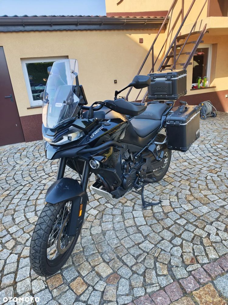 CFMoto 800MT Explore - 2