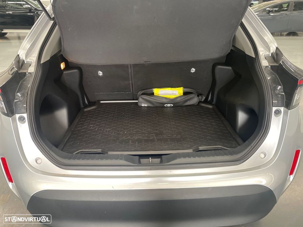 Toyota Yaris Cross 1.5 HDF Comfort Plus - 10