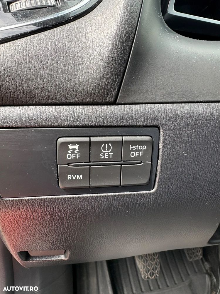 Mazda 3 SKYACTIV-G 120 Urban Limited - 8