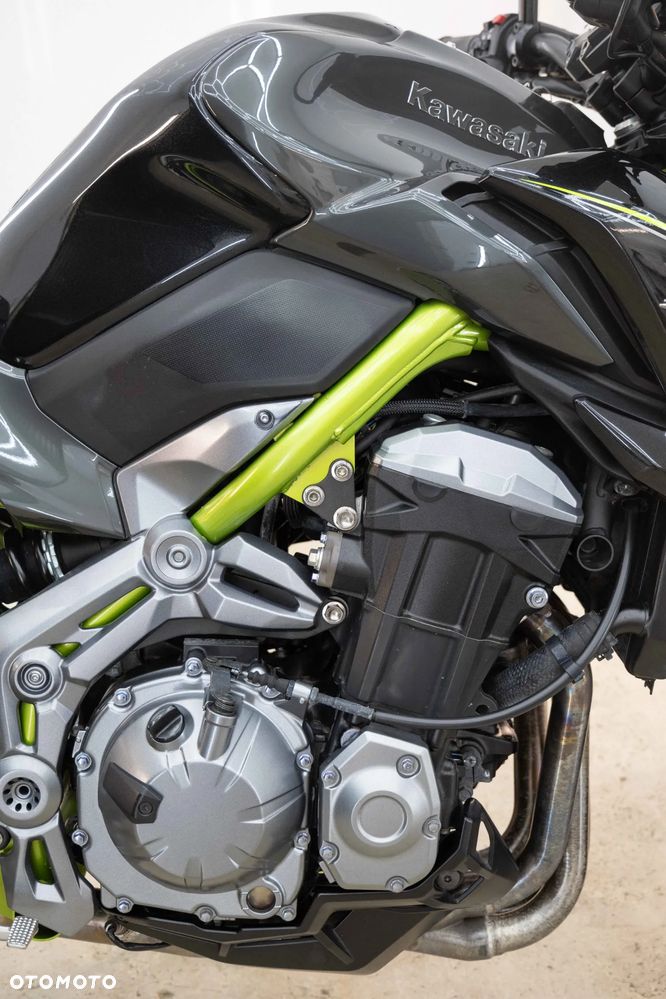 Kawasaki Z 900 - 13