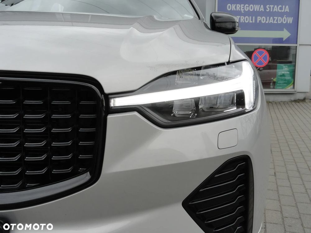 Volvo XC 60 B4 D Geartronic RDesign - 32