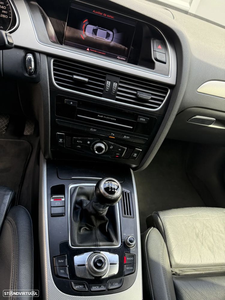 Audi A4 2.0 TDI Business Line S-line - 17