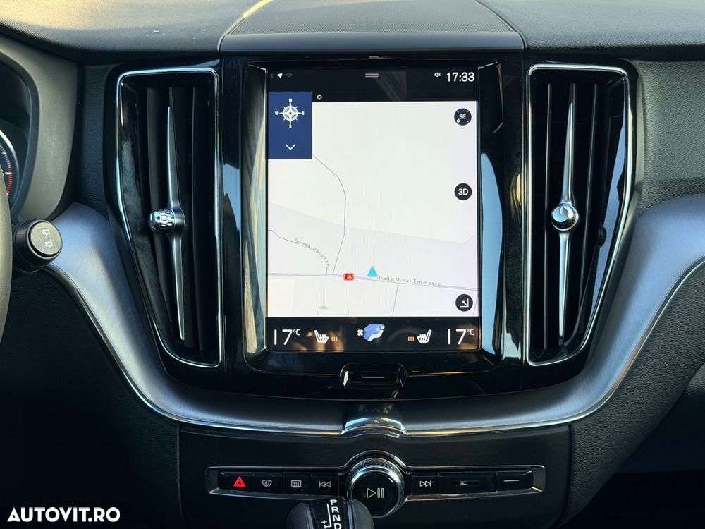 Volvo XC 60 D4 Geartronic Momentum Pro - 24