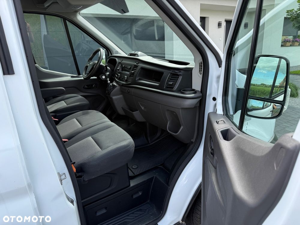 Ford Transit - 19