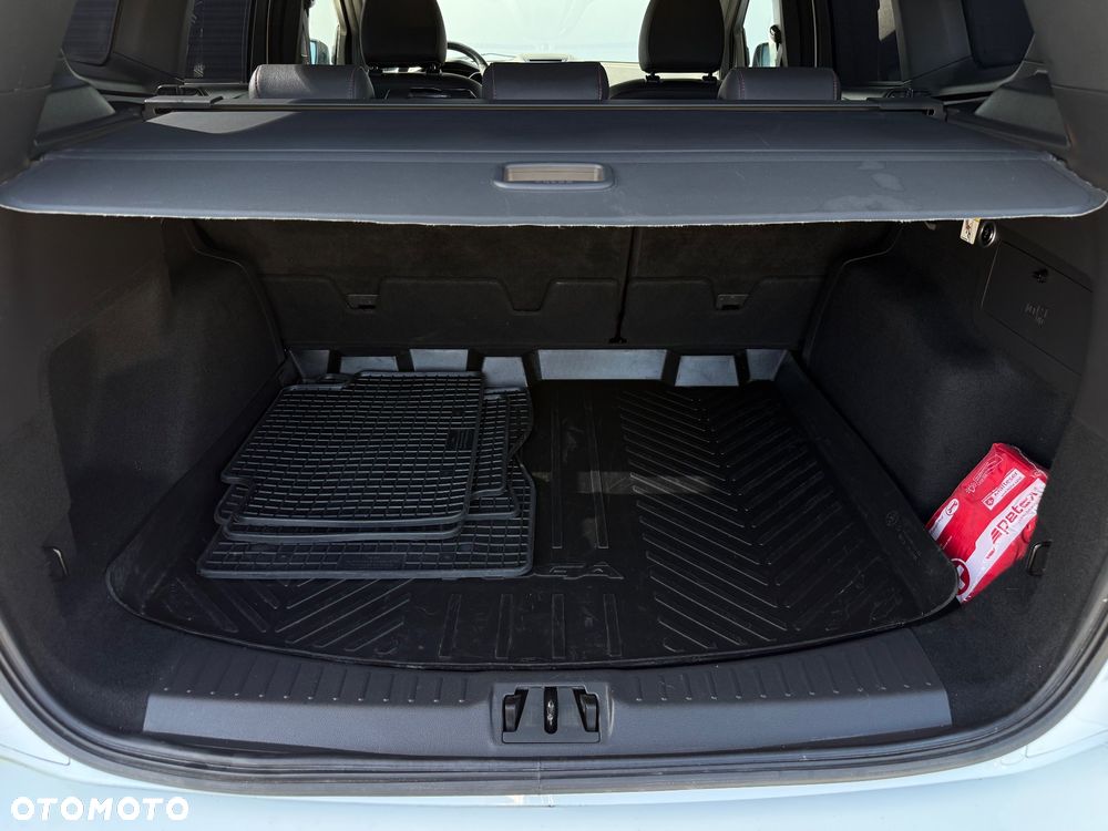 Ford Kuga 2.0 TDCi 4x2 ST-Line - 32