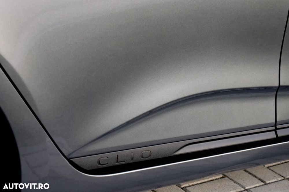 Renault Clio - 22
