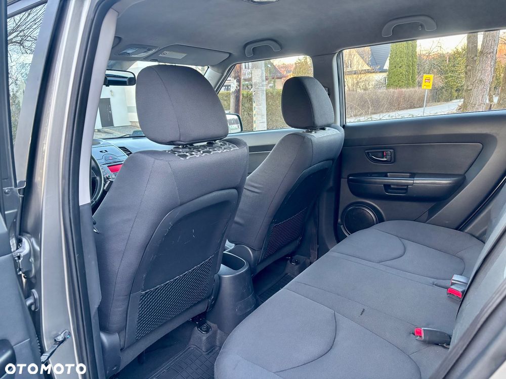 Kia Soul 1.6 CRDI L - 26