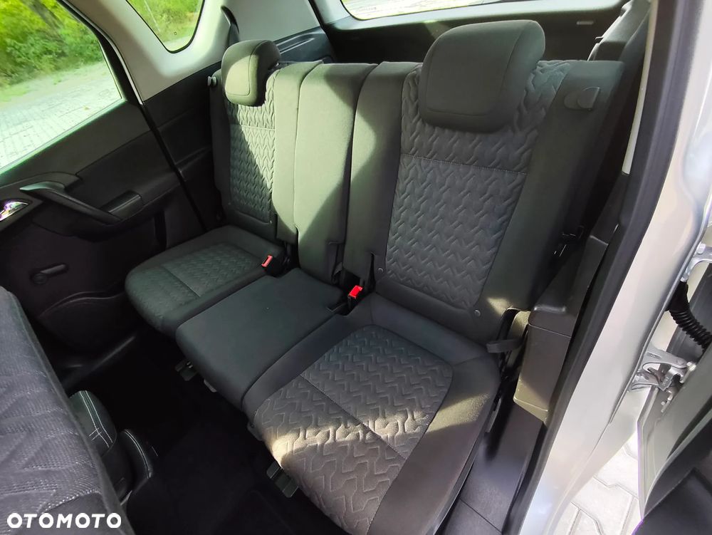 Opel Meriva - 13