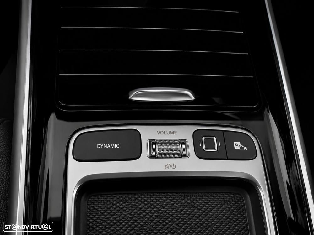 Mercedes-Benz GLA 250 e 8G-DCT Progressive - 29