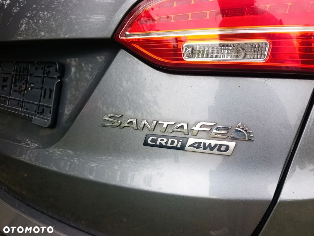 Hyundai Santa Fe 2.2 CRDi 4WD CPF Automatik Premium - 6