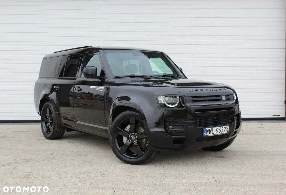 Land Rover Defender - 1