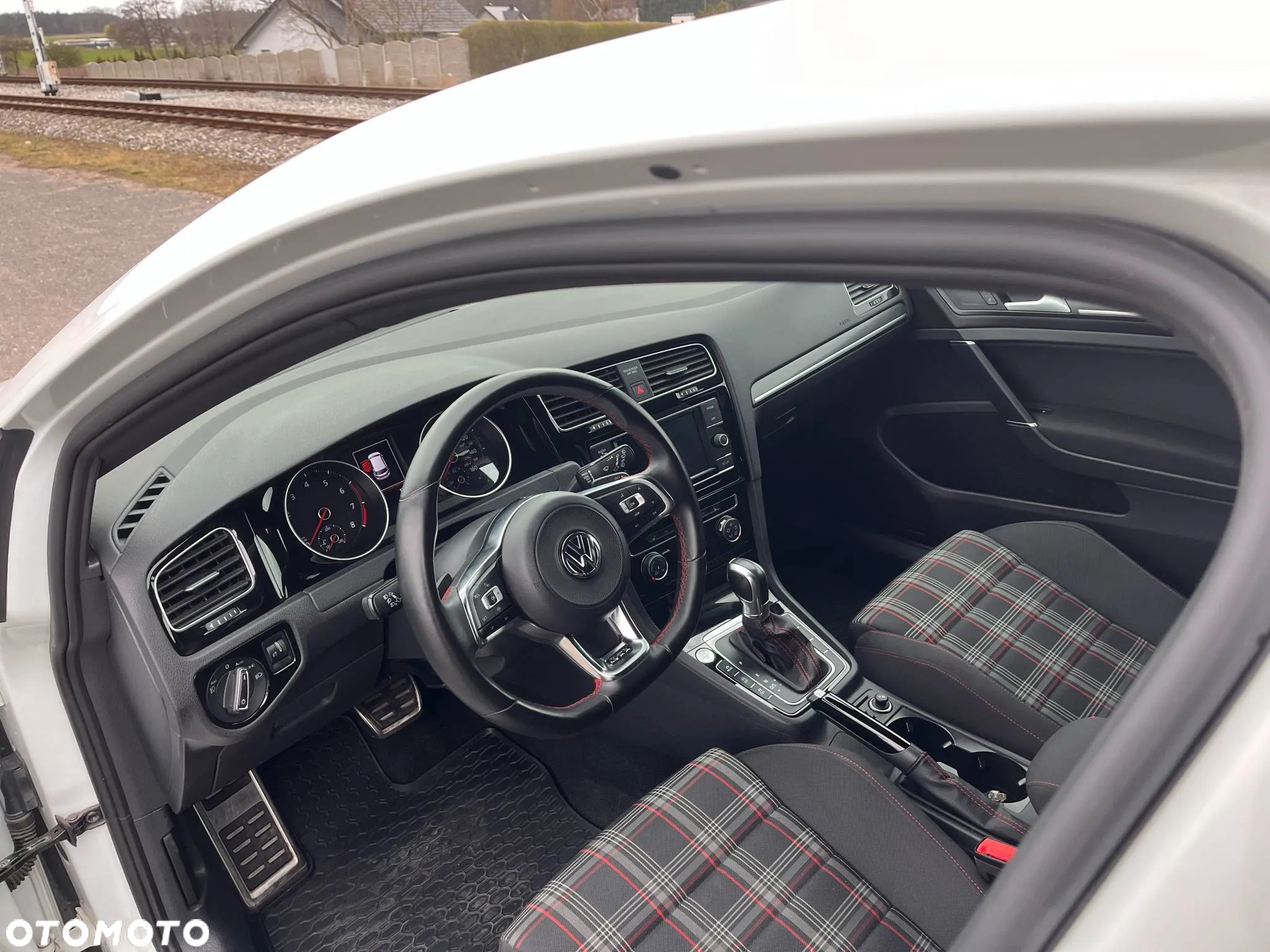 Volkswagen Golf VII 2.0 TSI BMT GTI Performance DSG - 11