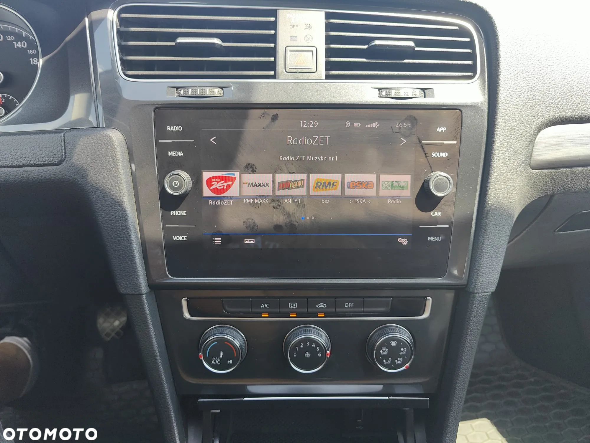 Volkswagen Golf VII 1.6 TDI BMT Comfortline - 17