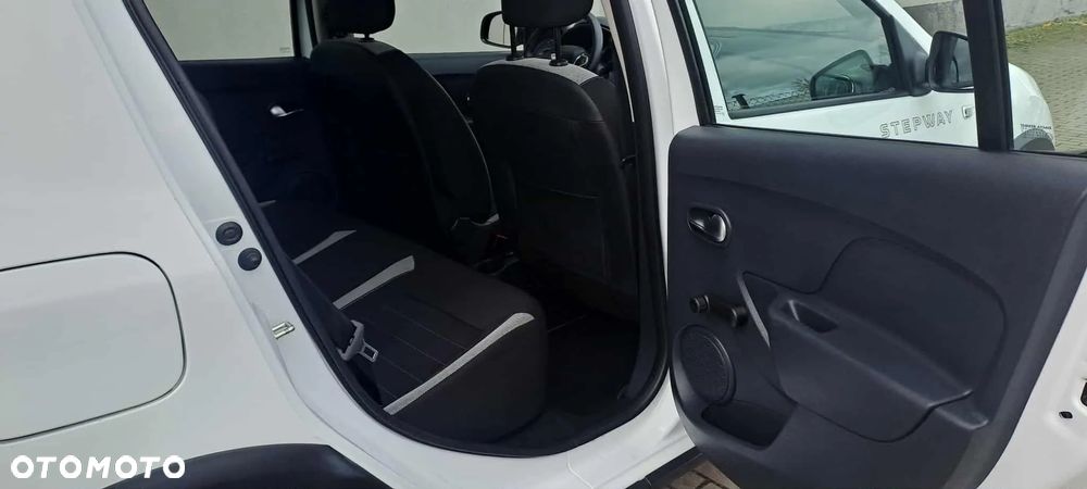 Dacia Sandero Stepway TCe 90 Prestige - 22