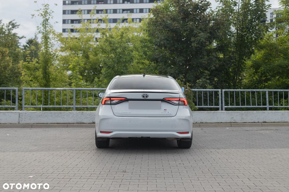 Toyota Corolla 1.8 Hybrid GR Sport - 8