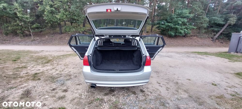 BMW Seria 3 318d - 6