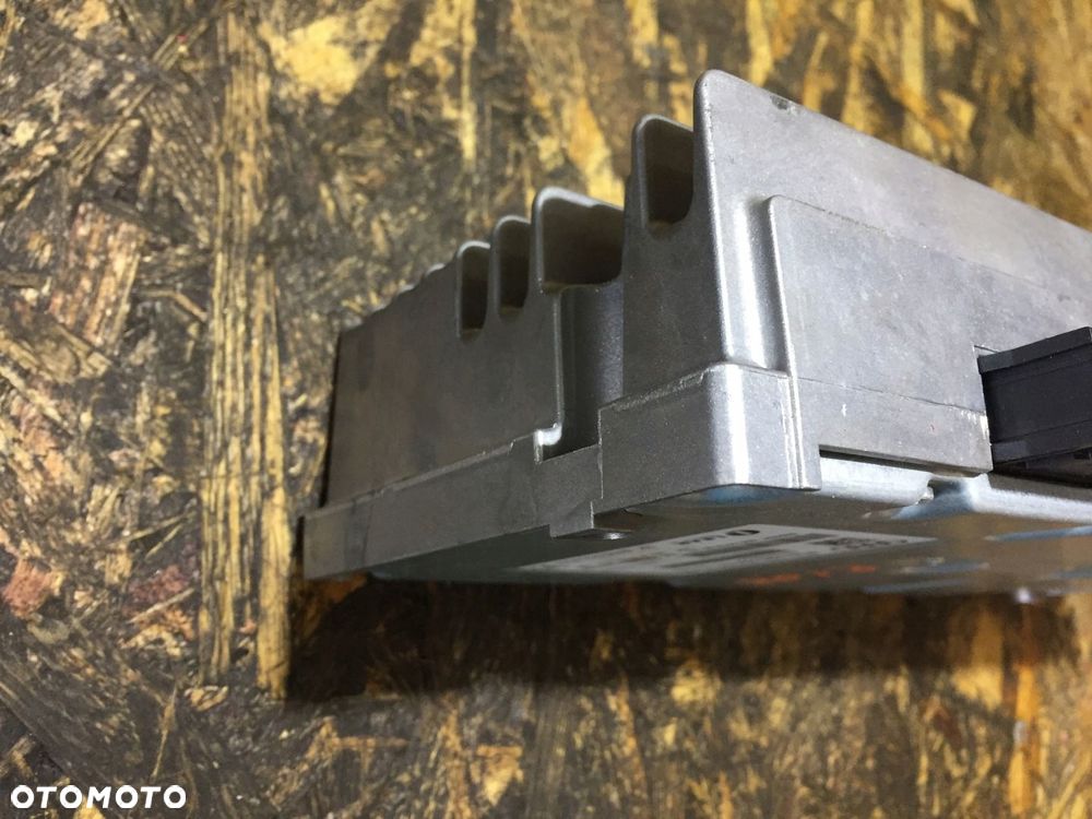 A4 B8 A5 8T WZMACNIACZ BANG OLUFSEN 8T0035223AP - 3