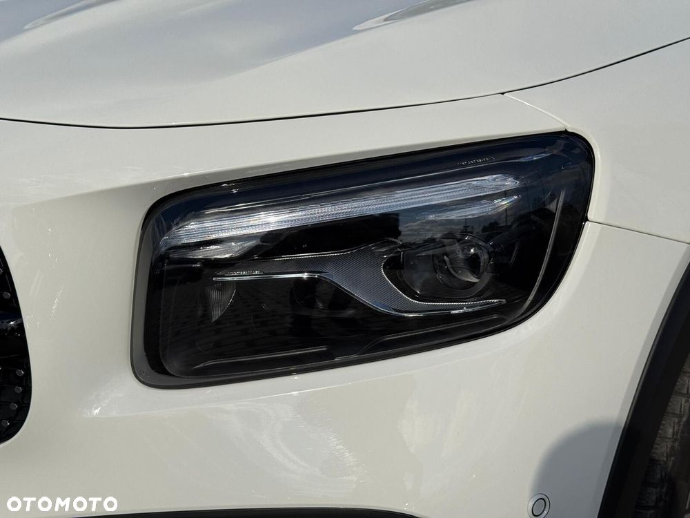 Mercedes-Benz GLB 200 AMG Line 7G-DCT - 9