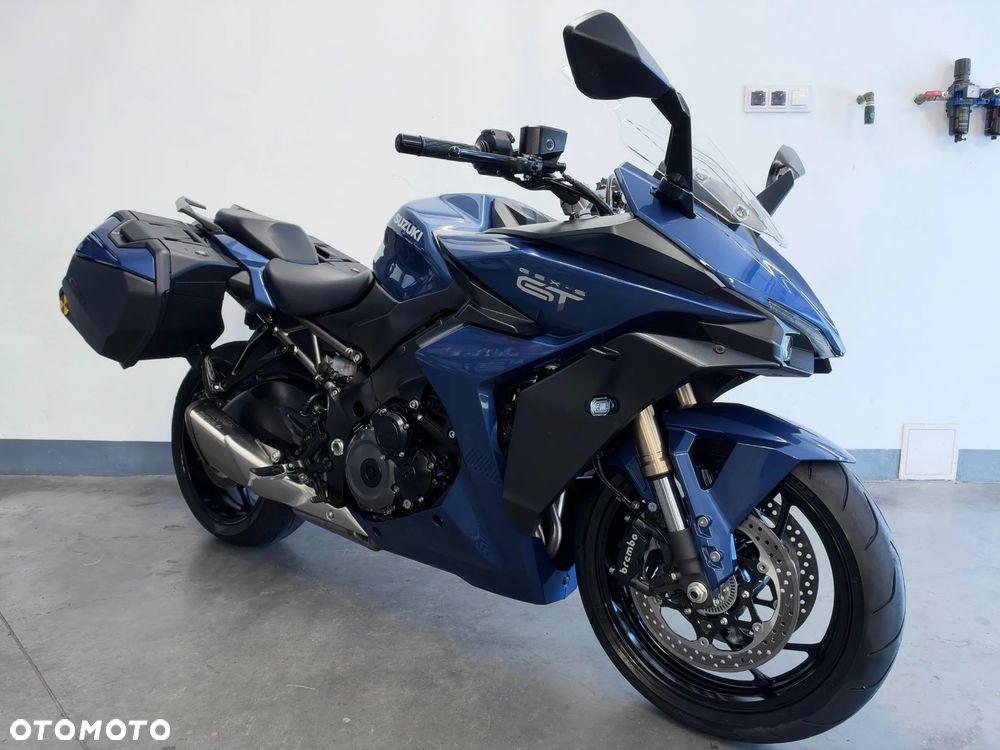 Suzuki GSX