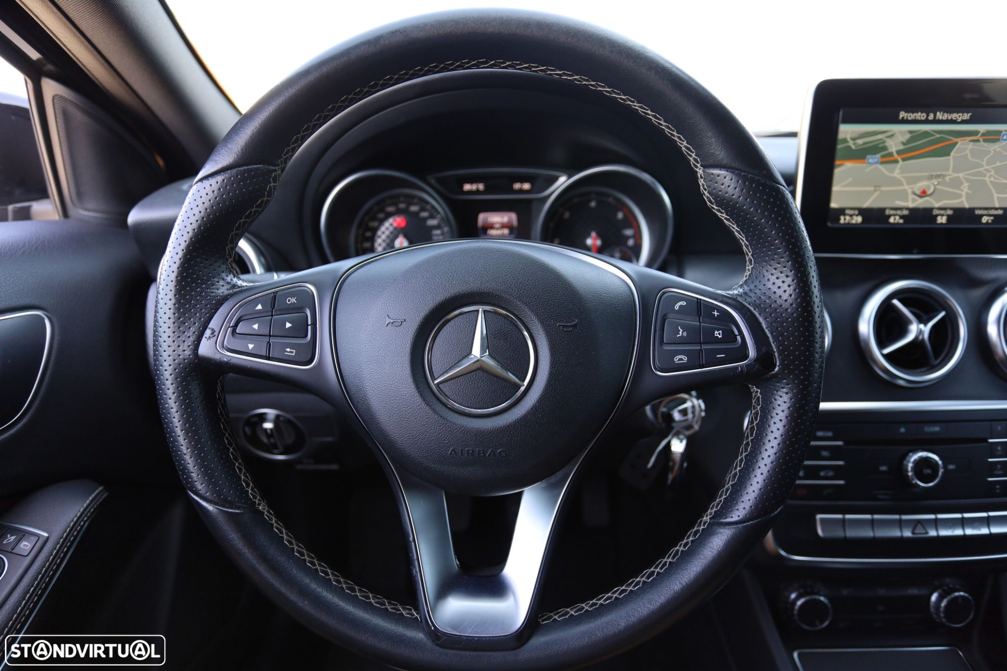 Mercedes-Benz A 180 d Urban - 12