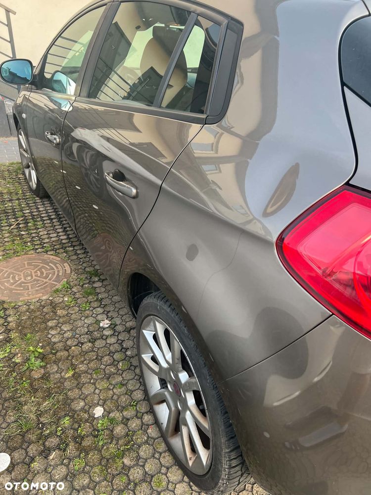 Fiat Bravo 1.9 Multijet Estiva Blue&Me - 9