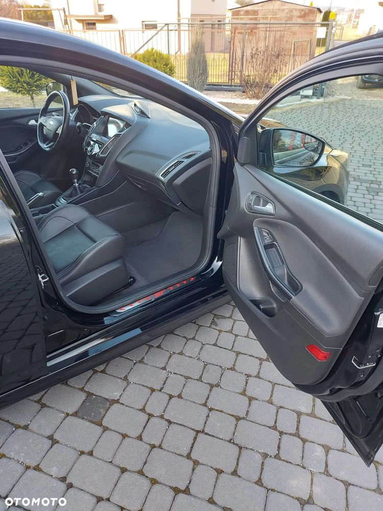 Ford Focus ST - 9